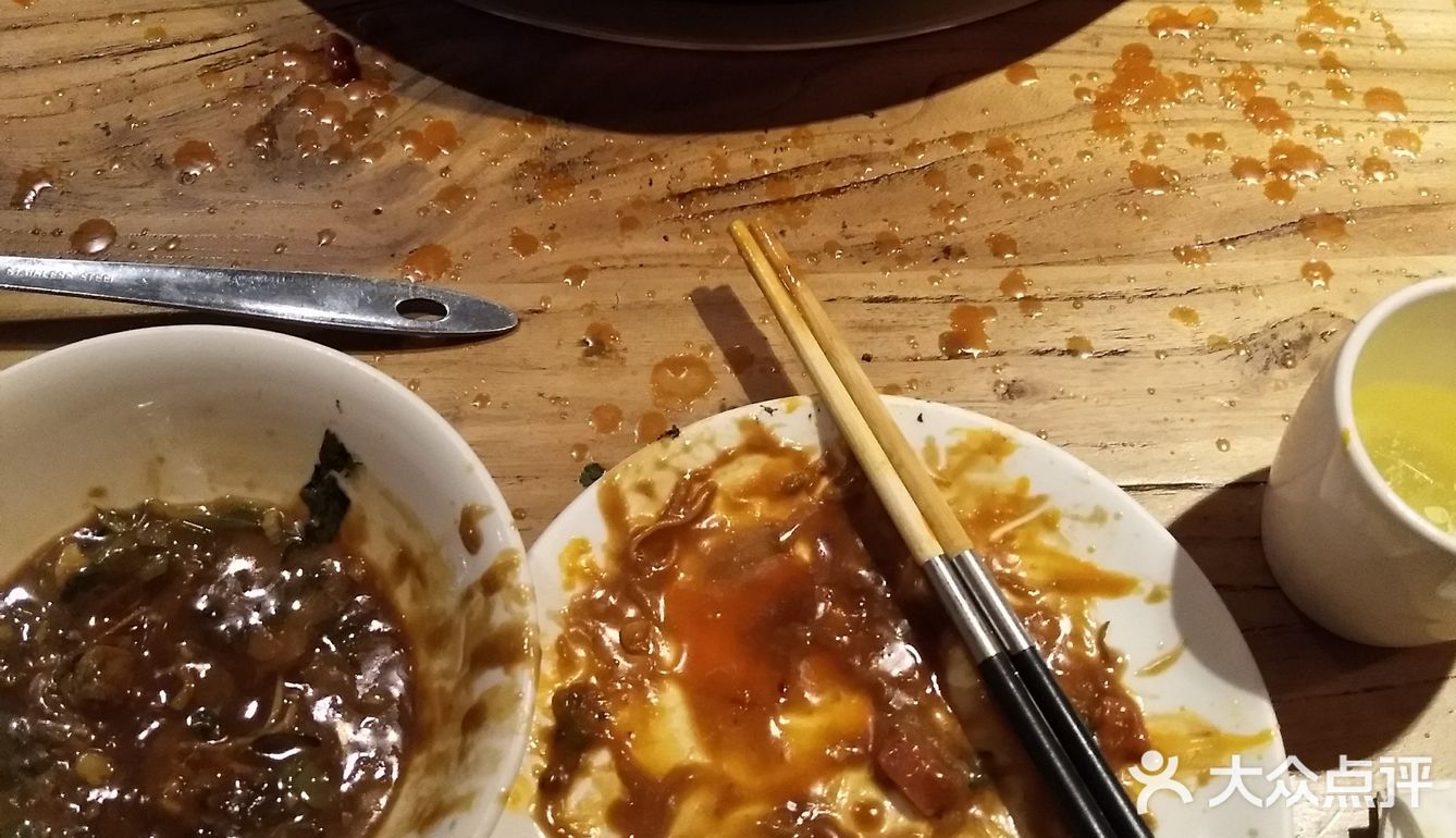 辣宴火锅你值得品尝。 【环境】我喜欢的风格，古风