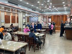 大堂-西安贾三灌汤包·回坊小吃·清真炒菜(北院门总店)
