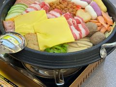 -豚妈妈汤饭·部队锅(南京东路店)
