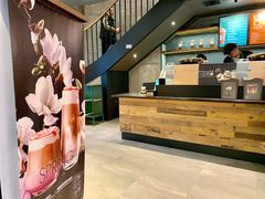 -星巴克(上海虹桥南丰城办公楼店)