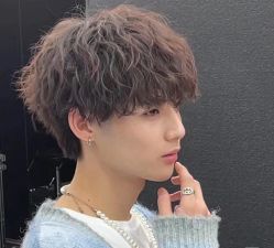 -H·Y HAIR SALON烫发·染发·造型