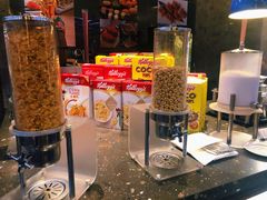 -BLU 全日制餐厅(上海安曼纳卓悦酒店)