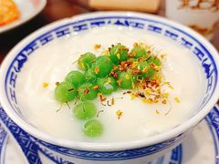 青团冰豆花-蟹上黄·蟹黄面·江南糖水(人民广场店)