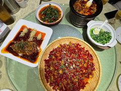 -万重锦·人文川菜馆(骡马市店)