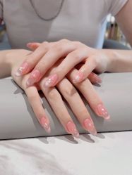 -丽心自助美甲美睫