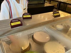 -圣丰索菲特·2 On 988 Café 自助餐厅