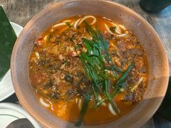 -云海肴·汽锅鸡·云南代表菜(浦江欢乐颂店)