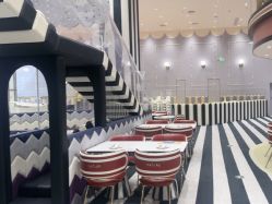 -奈尔宝家庭中心·亲子餐厅(鄞州万达店)