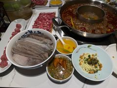 -小天鹅火锅·一线江景洪鼎旗舰店(洪崖洞店)