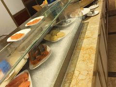 -大中华希尔顿酒店-念自助餐·嗨啤·小龙虾