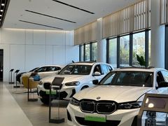 -太原宝诚宝马4S店(迎泽西大街店)