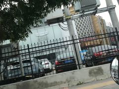 -利豪广厦吉利专营店
