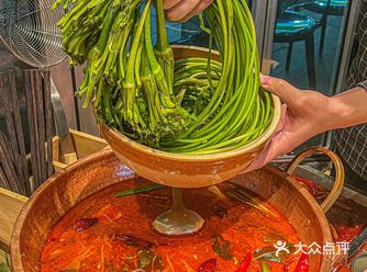 宁波的️我在宁波吃上了云南“春吃花”火锅