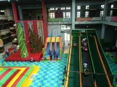 -蒙特利亲子乐园