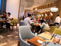 大堂-济南香格里拉·咖啡泉自助餐厅