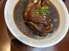 -老码头黑皮肘子锅包肉熏酱水饺(文政街店)