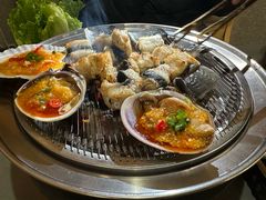 -围炉肉舍•炭烤活鳗•丹东海鲜烤肉(步行街店)