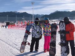 -丝绸之路山地度假区滑雪场