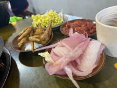 -黄潇洒老火锅(九眼桥宏济巷店)