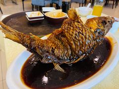 罾蹦鲤鱼-奥华餐厅·老张记(台基厂店)