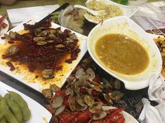 -扒虾小妹儿麻辣海鲜(宏图街店)