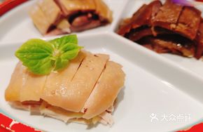 Yangzhou Style Three-Part Platter