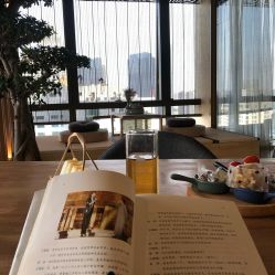 大堂-涂tu指甲日式美甲美睫店