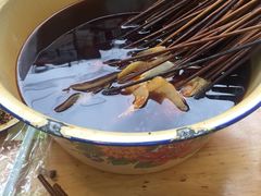 -拈签一笑黄牛肉辣卤串串