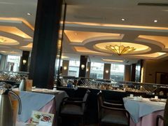 -御花园·粤菜·海鲜火锅(中山公园店)