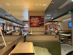-海底捞火锅(珠影星光城夜宵主题店)