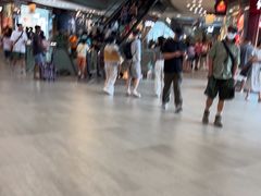 -东荟城名店仓