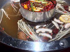 -谭鸭血老火锅(万象九宜城店)