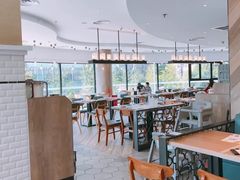 大堂-必胜客(巴沟店)