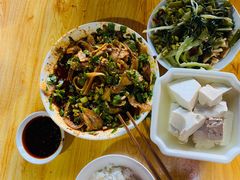 -赵姐猪耳朵饭店