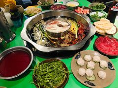 -周幺妹重庆老火锅(银泰城总店)