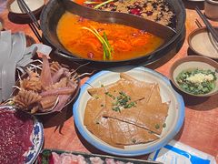 -周小明火锅(黑金冠社区店)