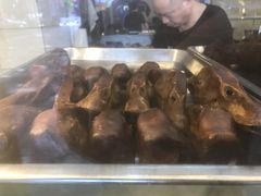 -余杨鸭鸭餐厅