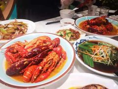-阿胖龙虾小海鲜(宁国南路总店)