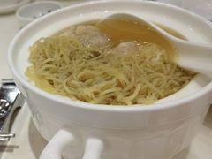 鸡汤鲜虾云吞面-凤凰楼酒家·粤宴点心(华强北店)