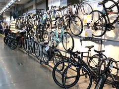 -迪卡侬(南二环店)