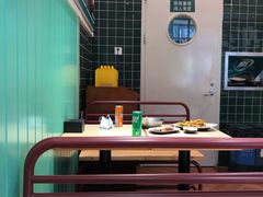 大堂-魏记烧味饭