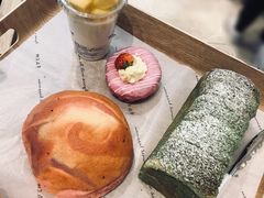 -罗森尼娜(德思勤店)