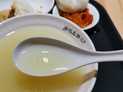 -凤起龙游老面包子(凯德晶品店)