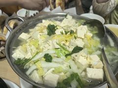 -闫家驴肉老店(华电一校店)