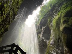 -龙水峡地缝景区