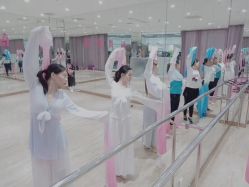 -葆姿普拉提·瑜伽
