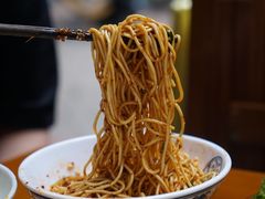 -李与白包子铺(桐梓林店)