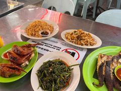 -明记烧鱼美味店