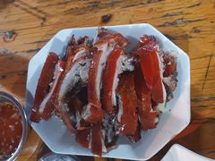 -黄记四更烤乳猪店