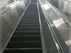 -红土地(地铁站)